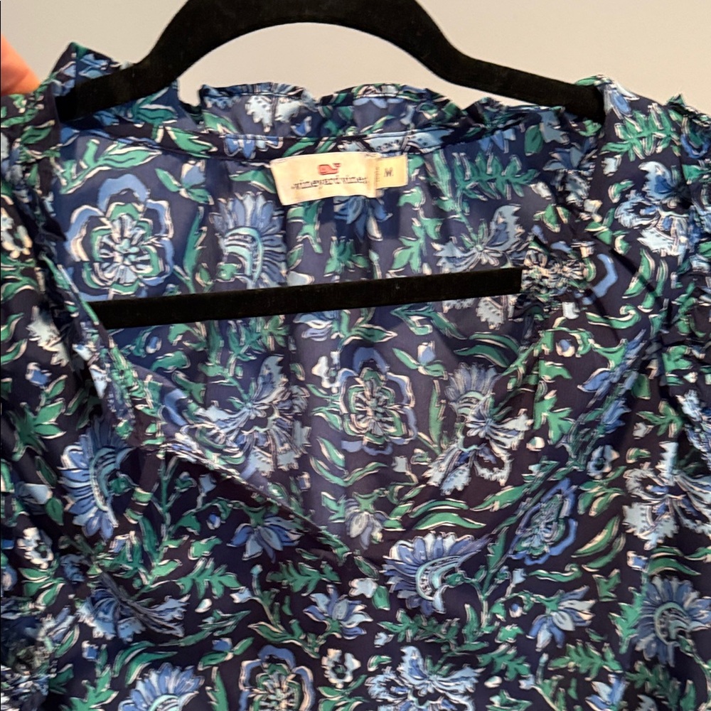 Vineyard Vines Navy and Teal Floral Top